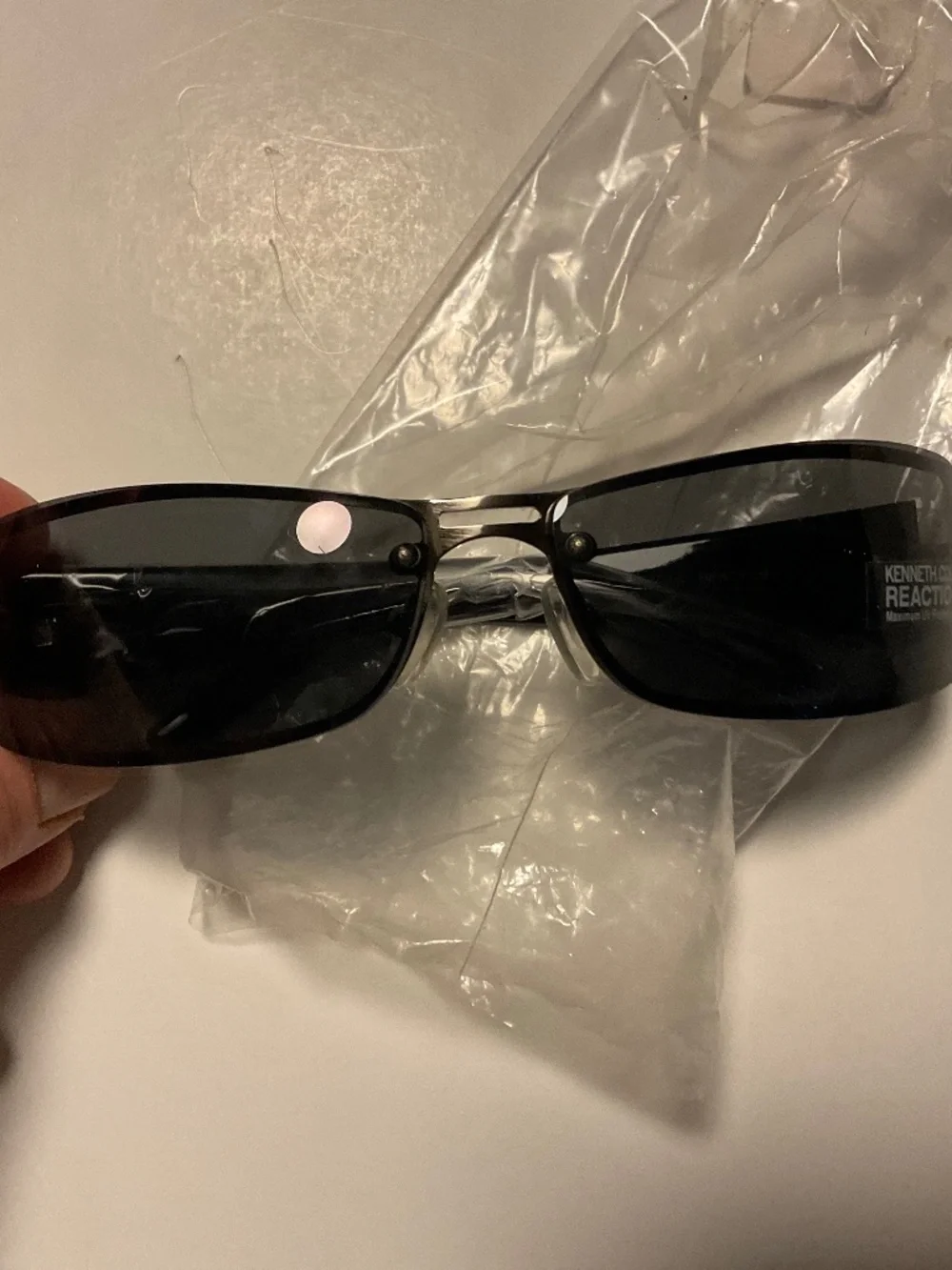 Kenneth Cole reaction sunglasses